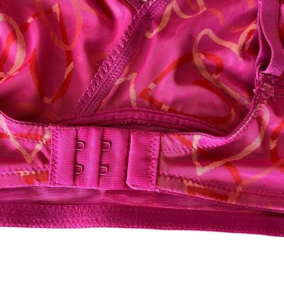 NWT ARIZONA BODY Bralette XXL Pink Graffiti Heart Print Mesh Bra Wireless Light - Picture 8 of 10